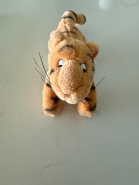 Vintage Disney GUND Classic Pooh Tigger Plush Lying Down Stuffed Animal Toy